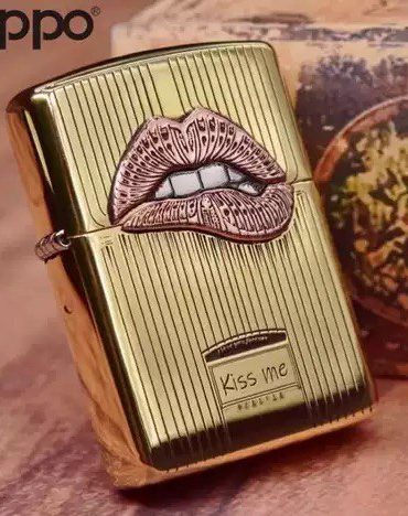 فندک_بنزینی_Custom_Zippo_طرح_برجسته_kiss_me_print42o.ir_