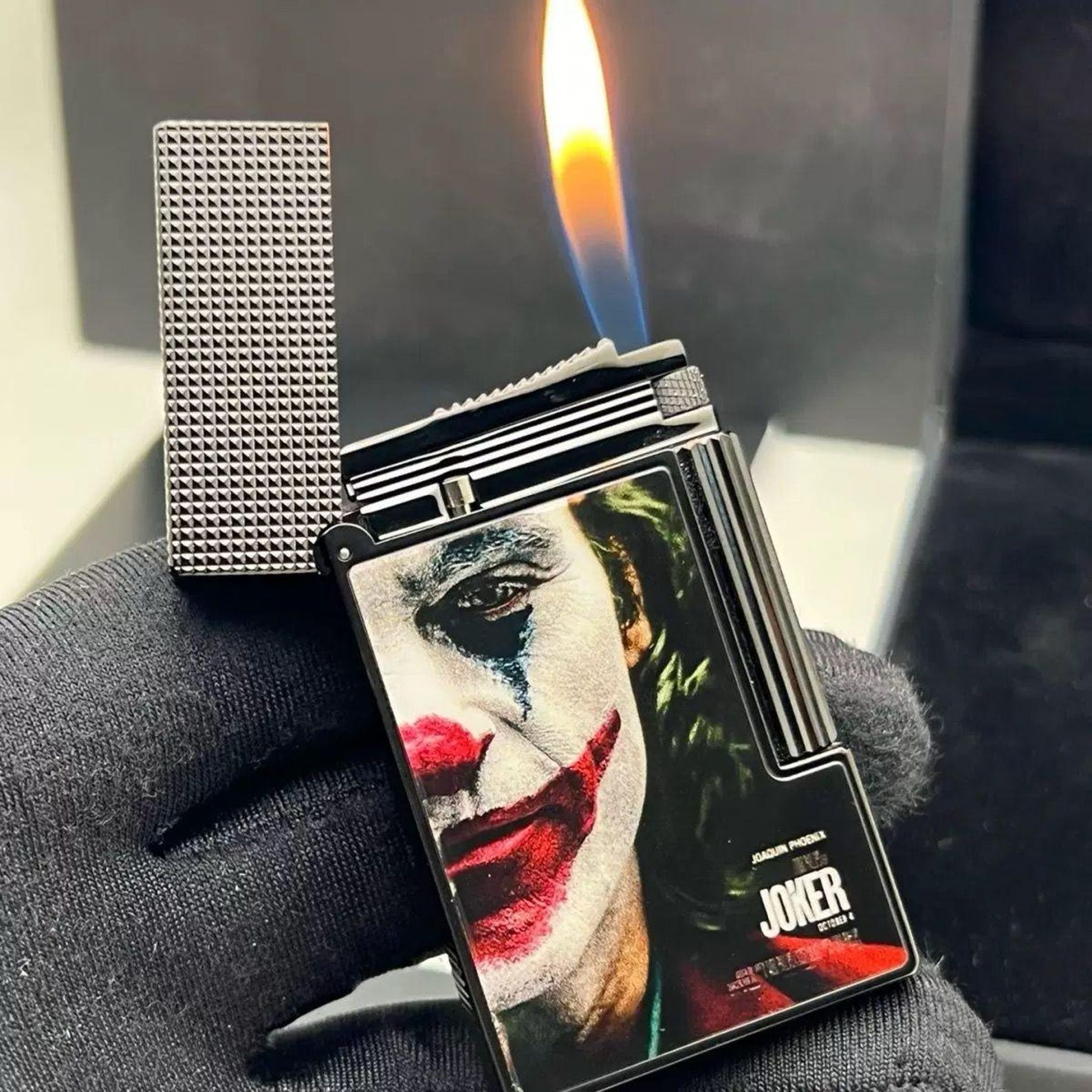 فندک گازی برند S.T Dupont (طرح جوکر) اورجینال - Image 2