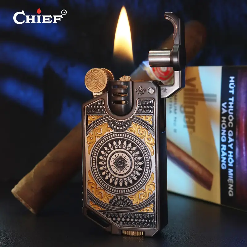 فندک بنزینی برند Chief 713 اورجینال